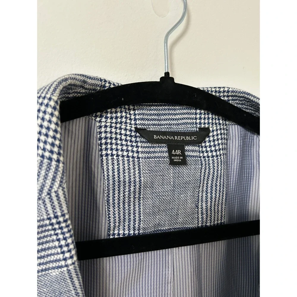 Banana Republic classic plaid